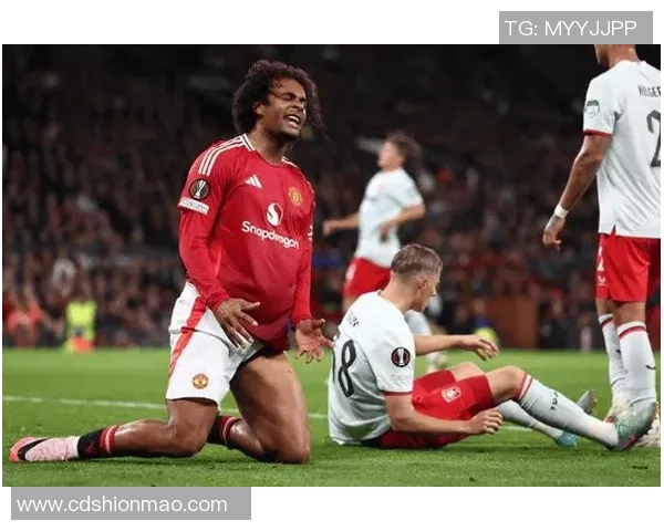 西甲大战曼联与利物浦战成平局神奇扑救成比赛焦点